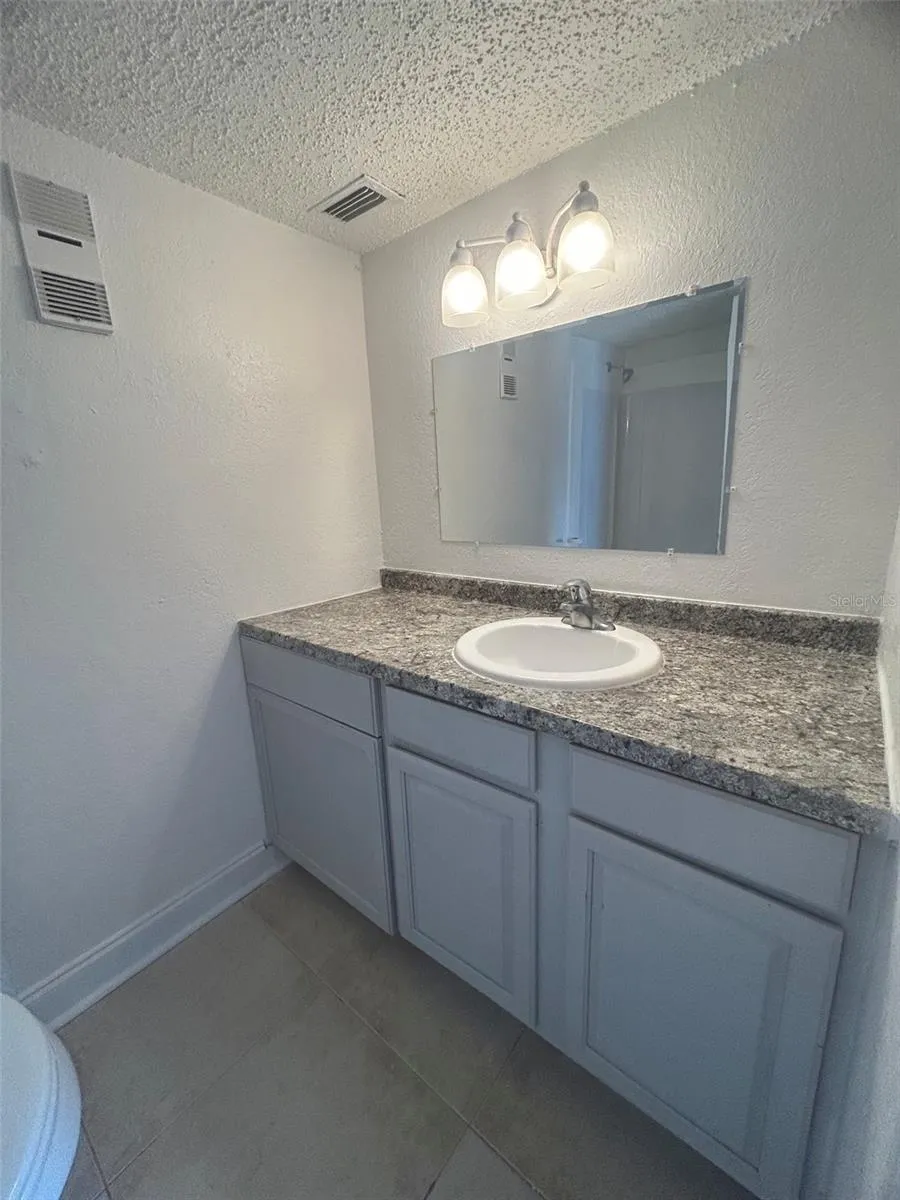4809 S TEXAS AVENUE #4809A Orlando, FL 32839