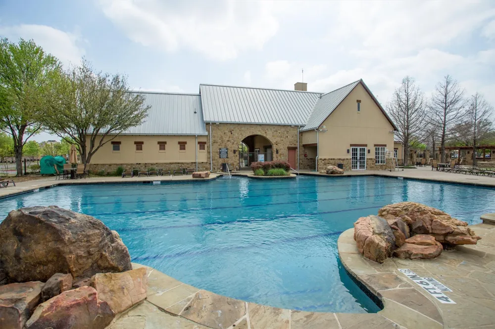 420 Copper Circle Lantana, TX 76226
