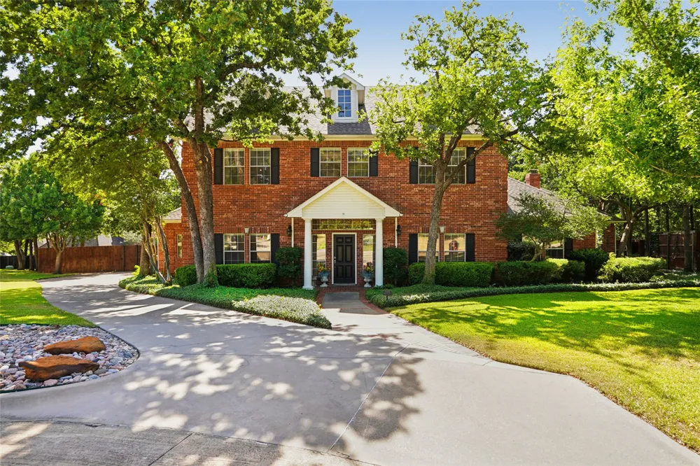 27 Oak Forrest Circle Denton, TX 76210