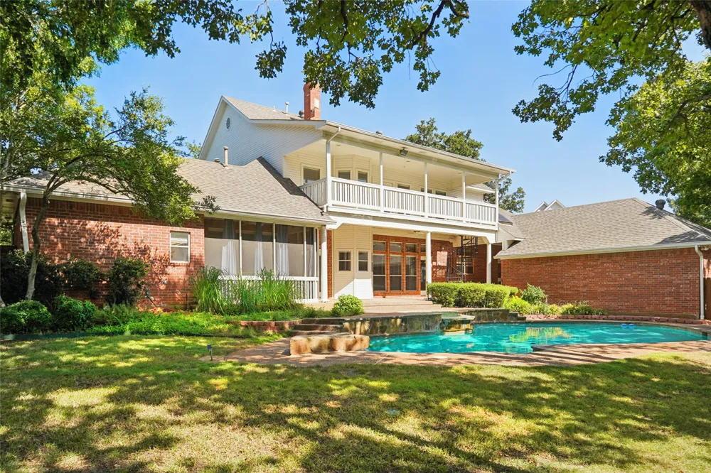 27 Oak Forrest Circle Denton, TX 76210