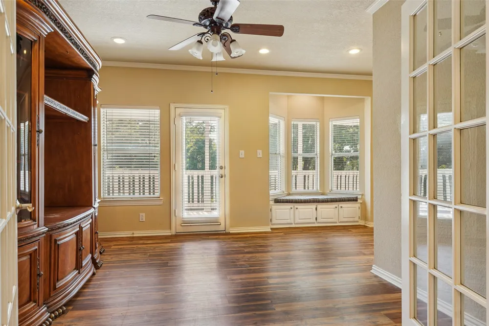 27 Oak Forrest Circle Denton, TX 76210