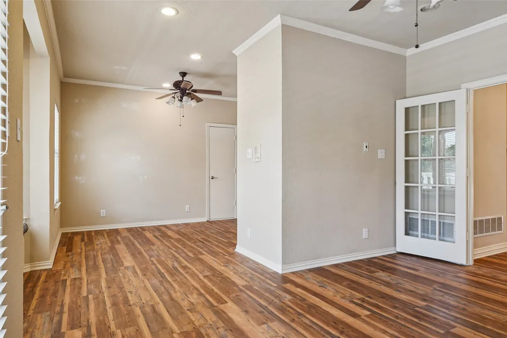 27 Oak Forrest Circle Denton, TX 76210