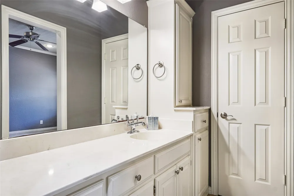 27 Oak Forrest Circle Denton, TX 76210