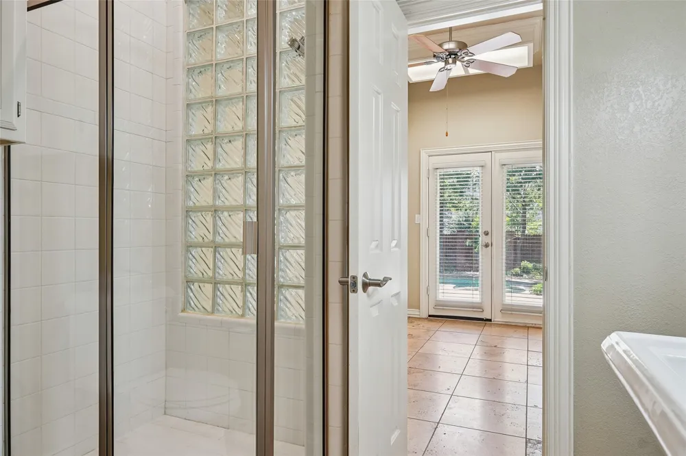 27 Oak Forrest Circle Denton, TX 76210