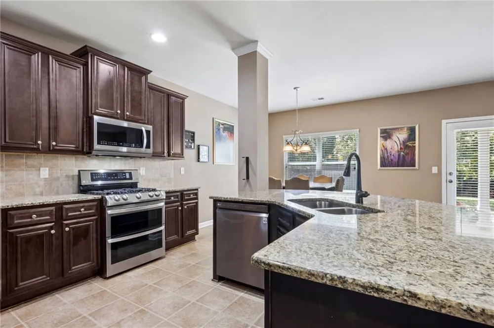 5943 Lexington Way Braselton, GA 30517