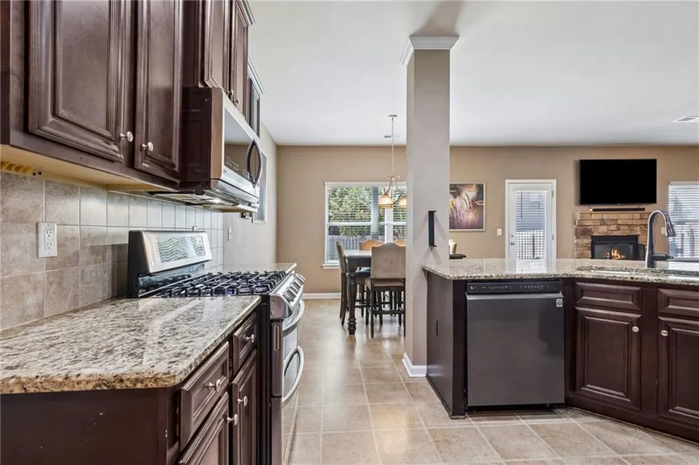 5943 Lexington Way Braselton, GA 30517