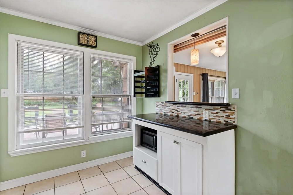 1311 Lamar Drive La Marque, TX 77568
