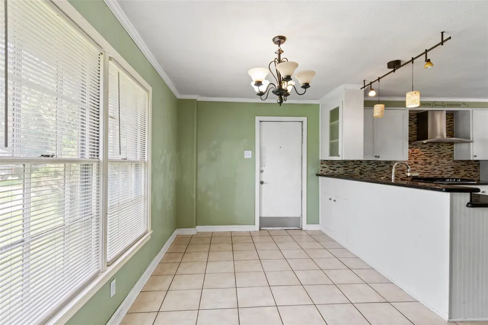 1311 Lamar Drive La Marque, TX 77568