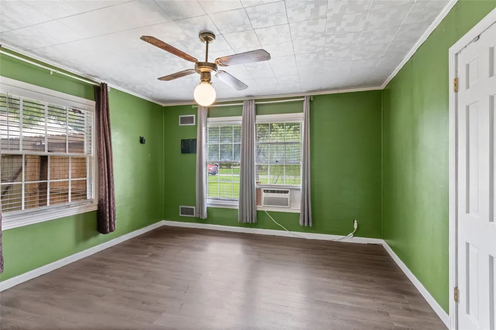 1311 Lamar Drive La Marque, TX 77568