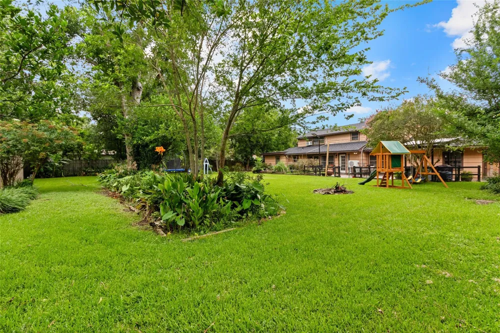 1311 Lamar Drive La Marque, TX 77568