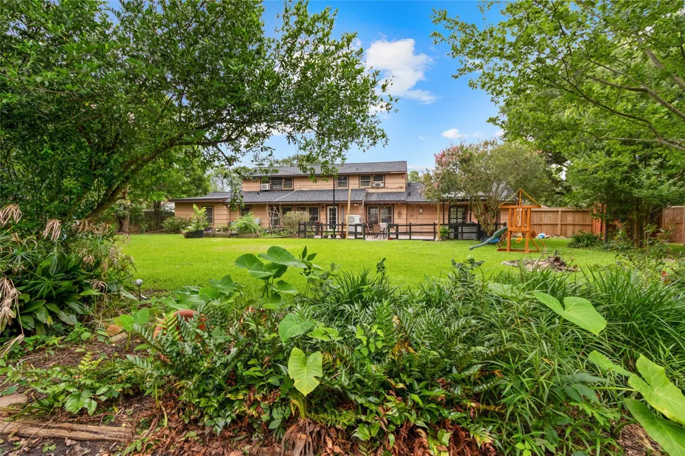 1311 Lamar Drive La Marque, TX 77568