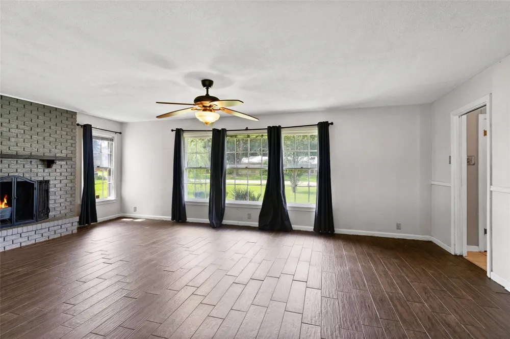 1311 Lamar Drive La Marque, TX 77568