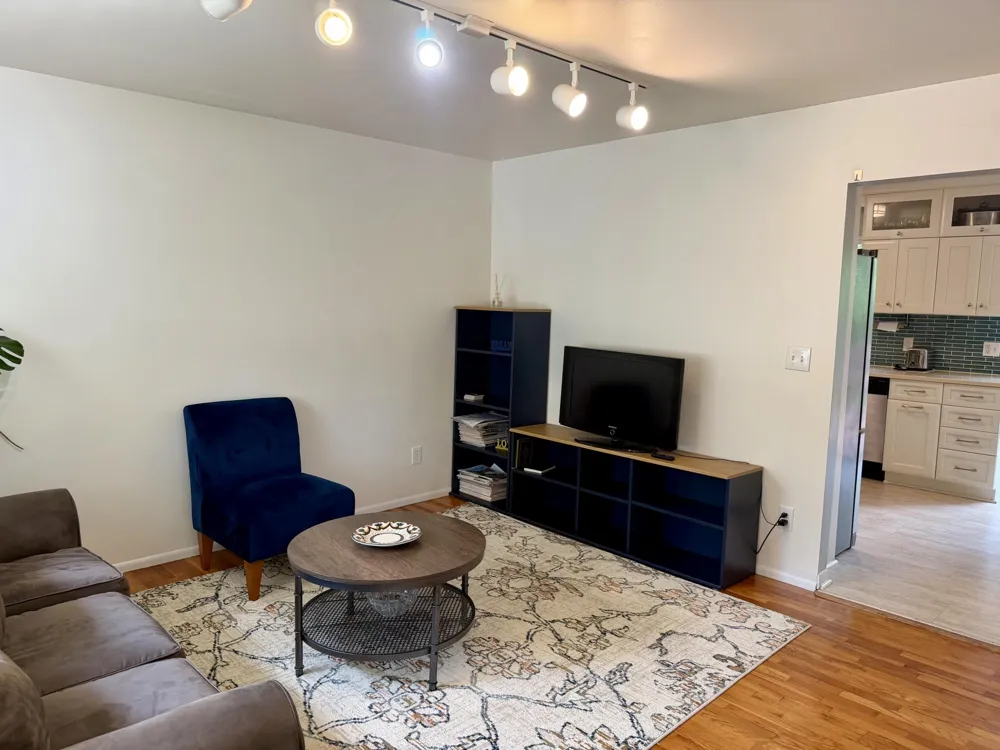 612 Leona Drive Ann Arbor, MI 48103
