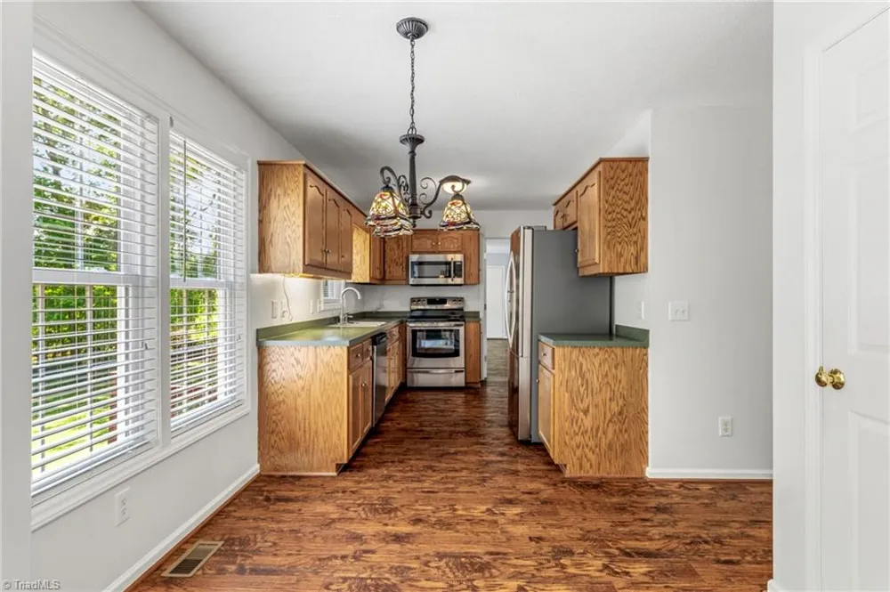 514 Beckenhill Drive Julian, NC 27283