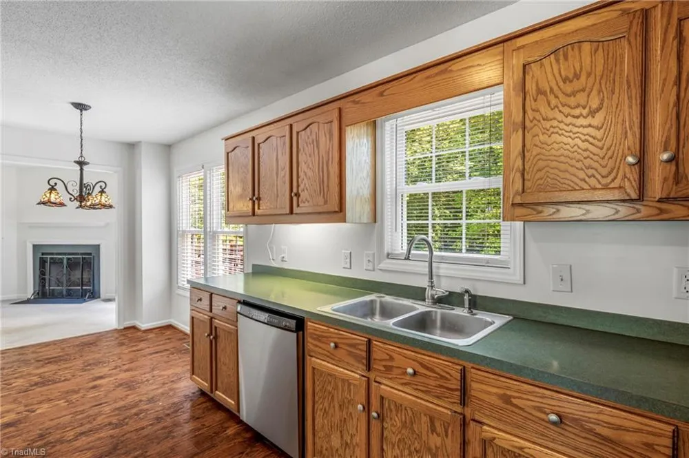 514 Beckenhill Drive Julian, NC 27283