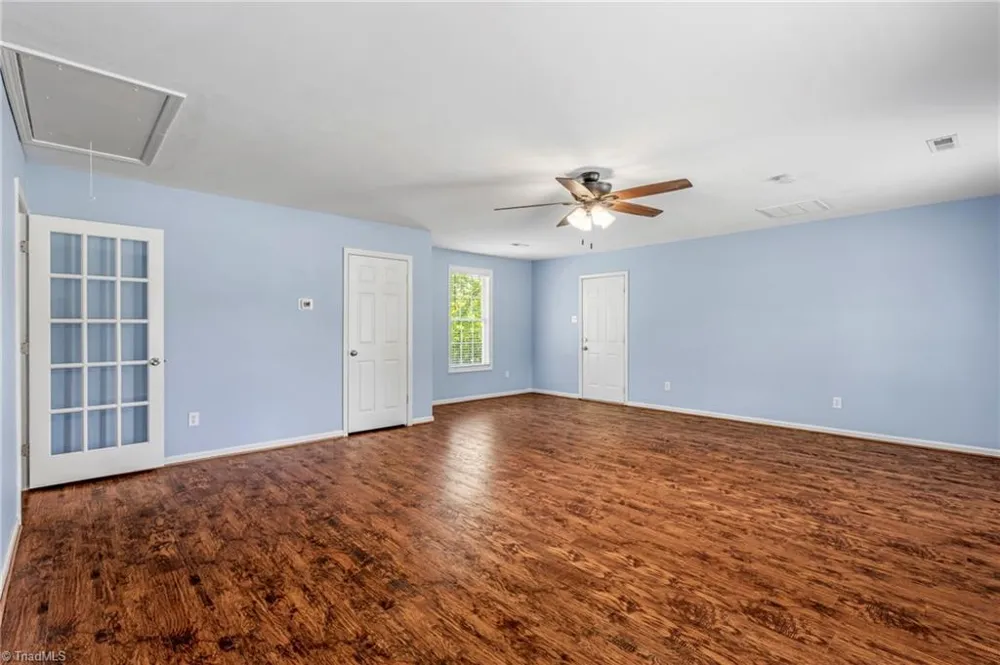 514 Beckenhill Drive Julian, NC 27283