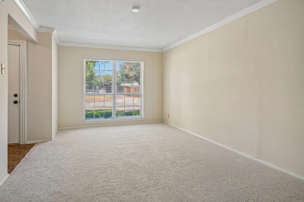 902 Lindale Lane Richardson, TX 75080