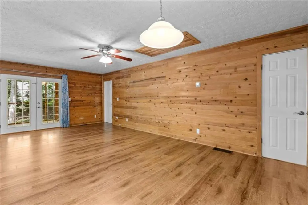 9021 Lakeview Parkway Villa Rica, GA 30180