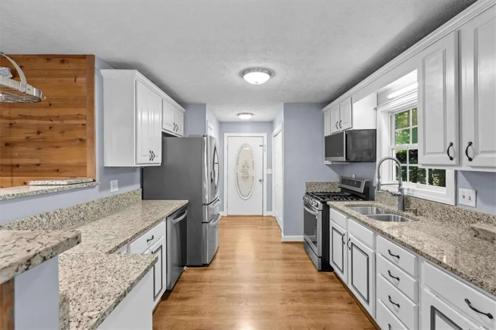 9021 Lakeview Parkway Villa Rica, GA 30180