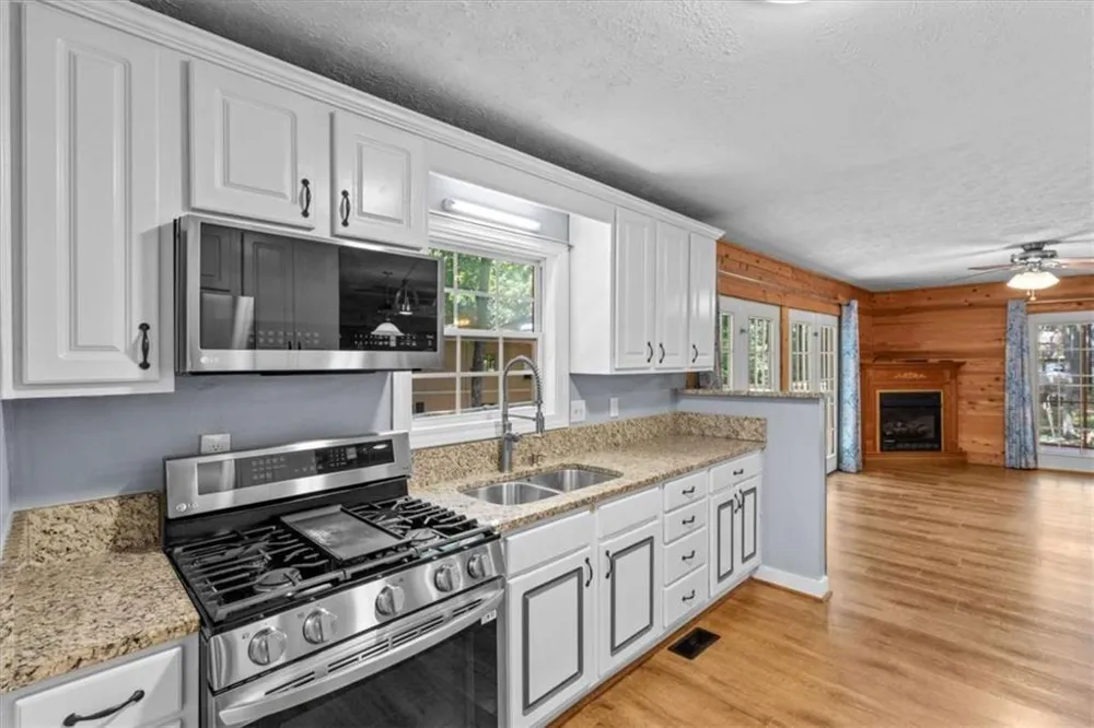 9021 Lakeview Parkway Villa Rica, GA 30180
