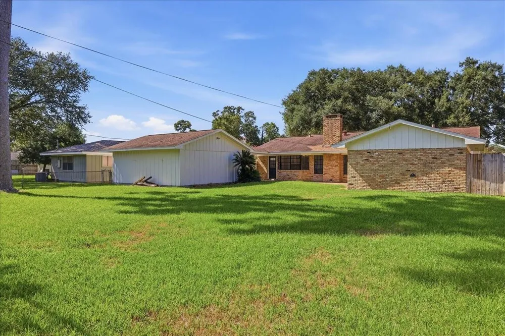 4835 Regina Lane Beaumont, TX 77706