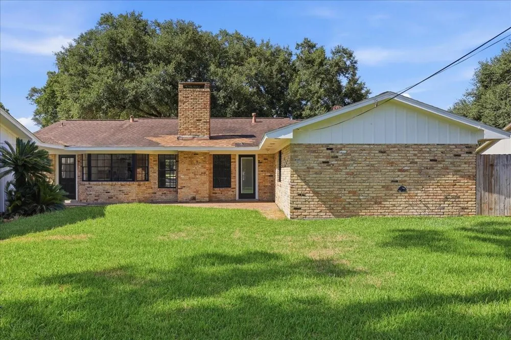 4835 Regina Lane Beaumont, TX 77706