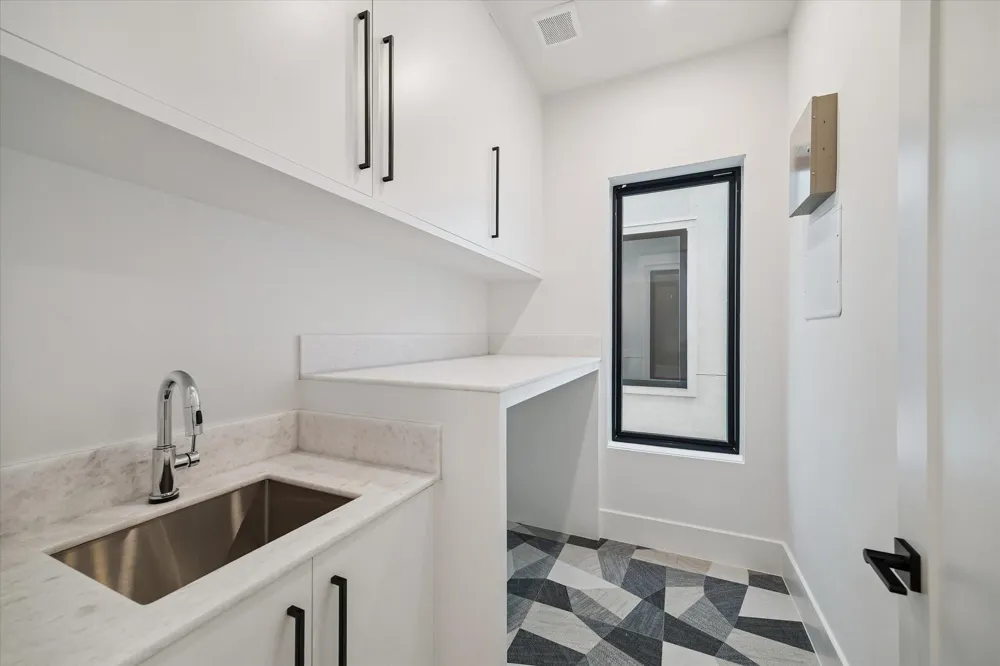 511 W Polk Street Houston, TX 77019