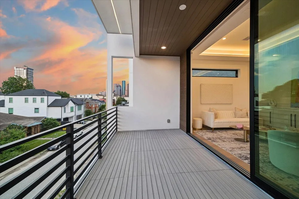 511 W Polk Street Houston, TX 77019