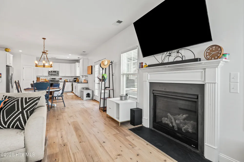 624 High Tide Drive Sneads Ferry, NC 28460