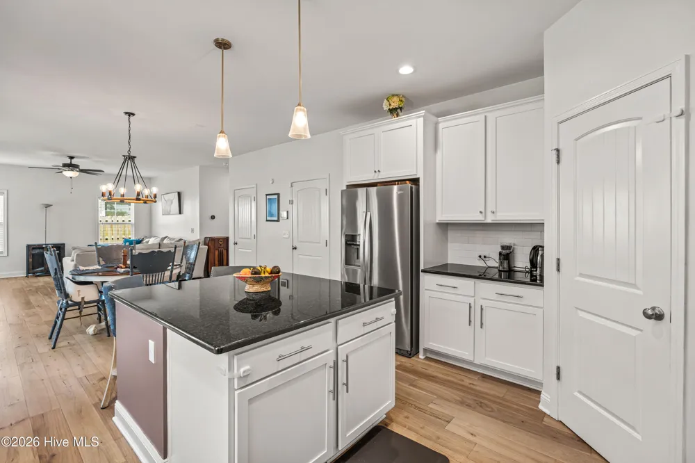624 High Tide Drive Sneads Ferry, NC 28460