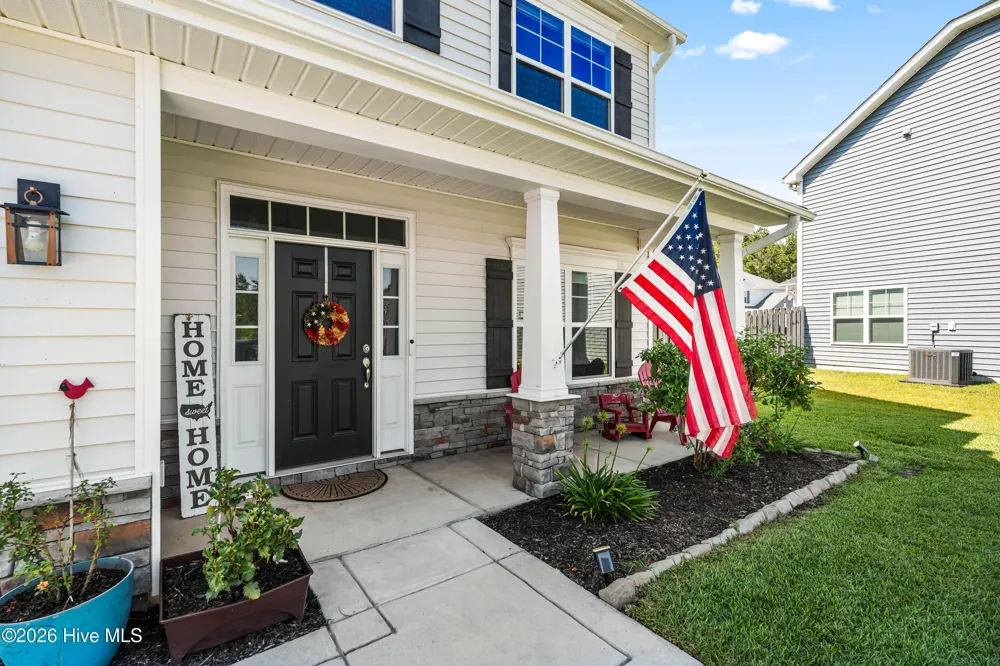 624 High Tide Drive Sneads Ferry, NC 28460
