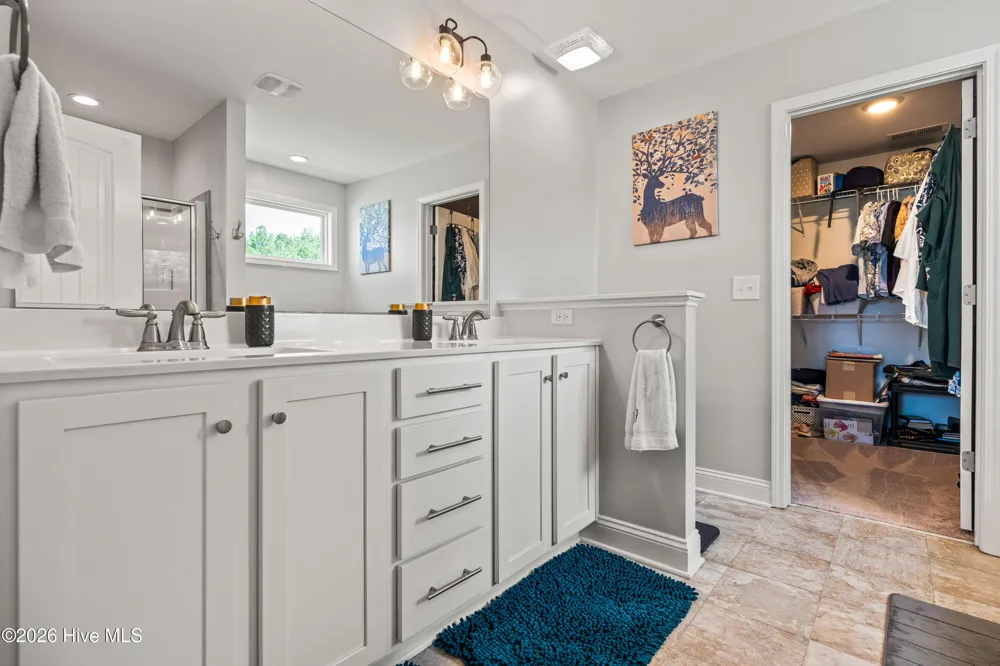 624 High Tide Drive Sneads Ferry, NC 28460