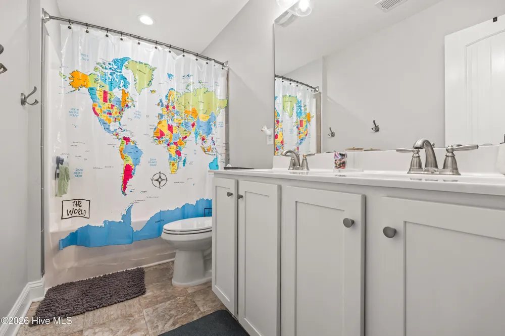 624 High Tide Drive Sneads Ferry, NC 28460
