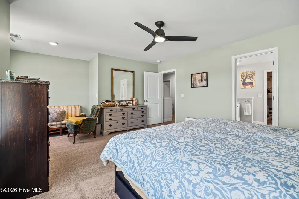 624 High Tide Drive Sneads Ferry, NC 28460