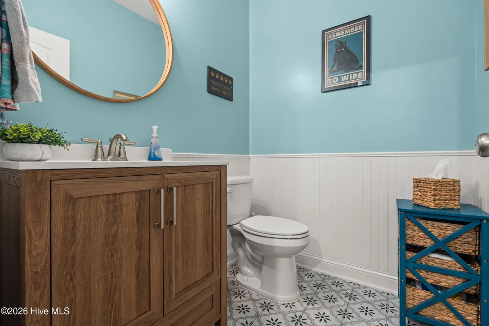 624 High Tide Drive Sneads Ferry, NC 28460