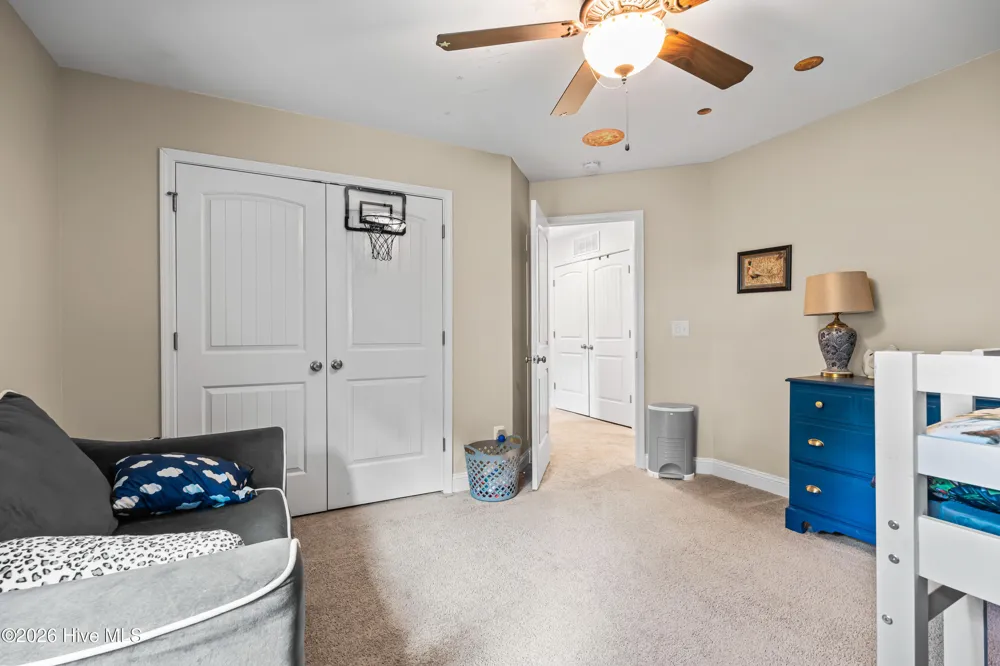 624 High Tide Drive Sneads Ferry, NC 28460