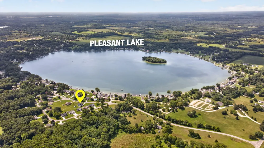 2869 Bartlett Road Pleasant Lake, MI 49272