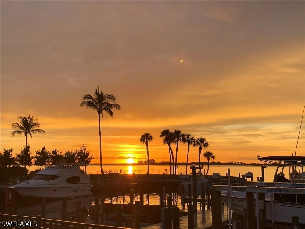 Knots Landing Fort Myers, FL 33908