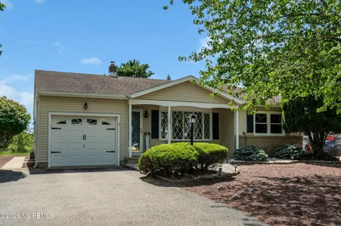 109 Westport Drive