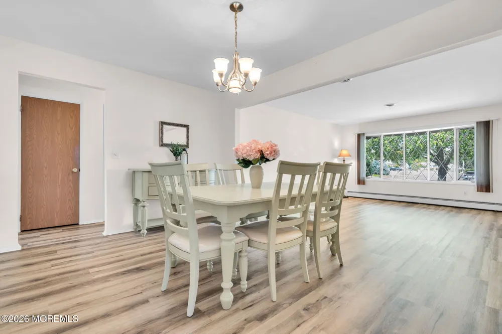 109 Westport Drive Toms River, NJ 08757