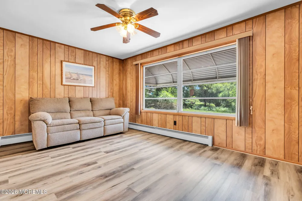 109 Westport Drive Toms River, NJ 08757