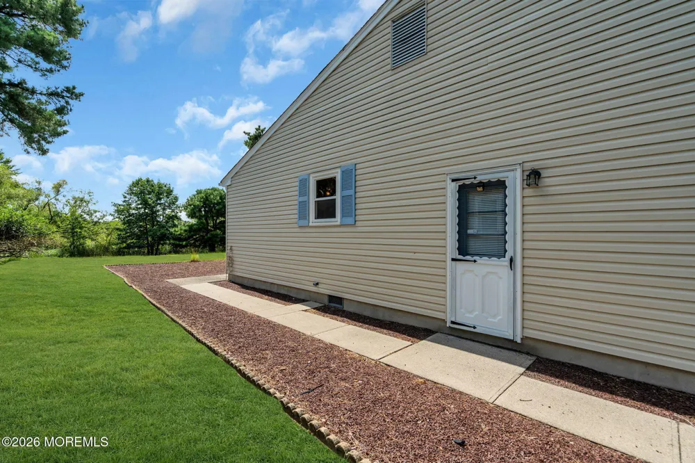 109 Westport Drive Toms River, NJ 08757