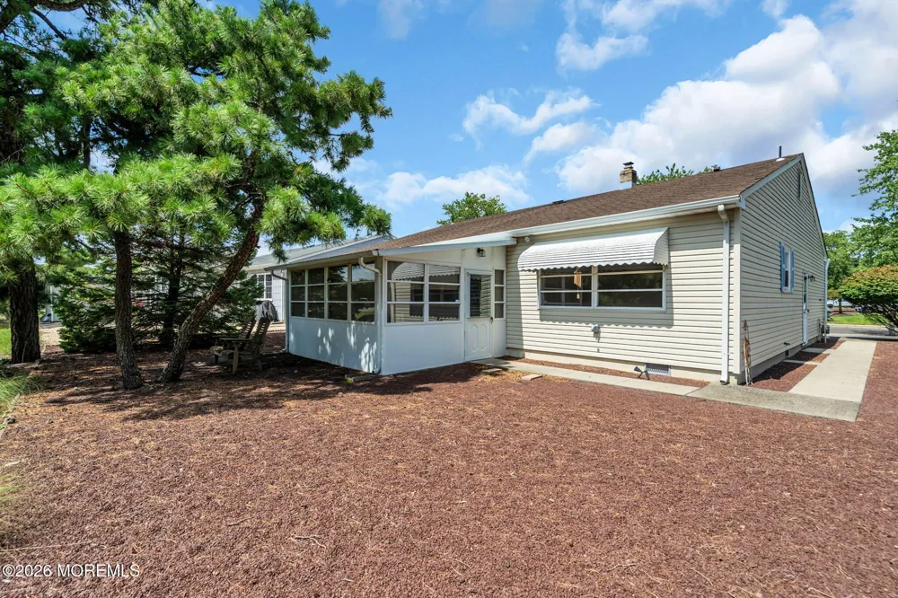 109 Westport Drive Toms River, NJ 08757