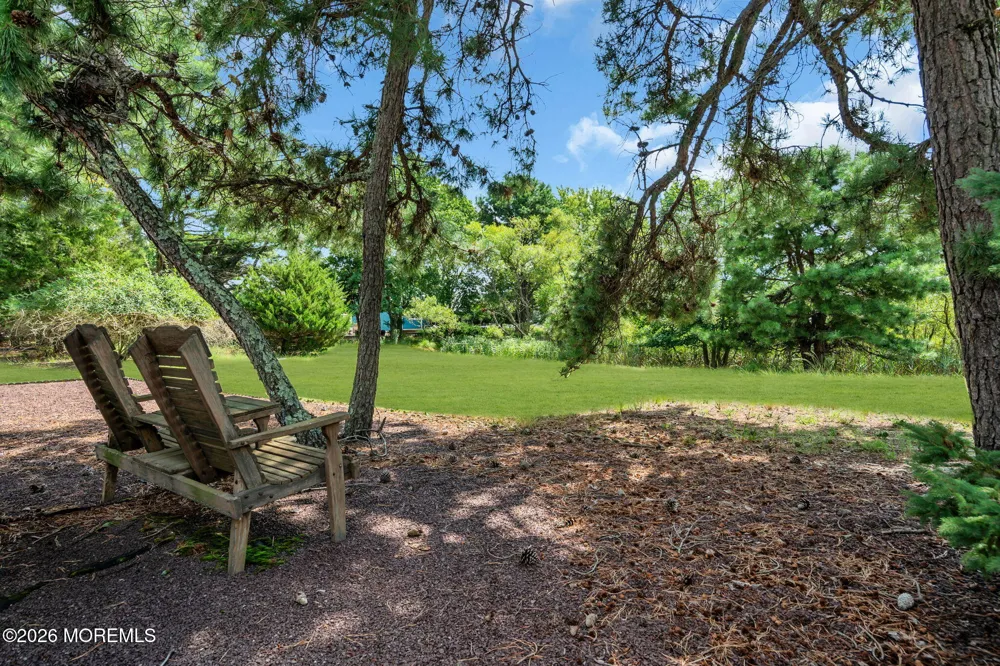 109 Westport Drive Toms River, NJ 08757