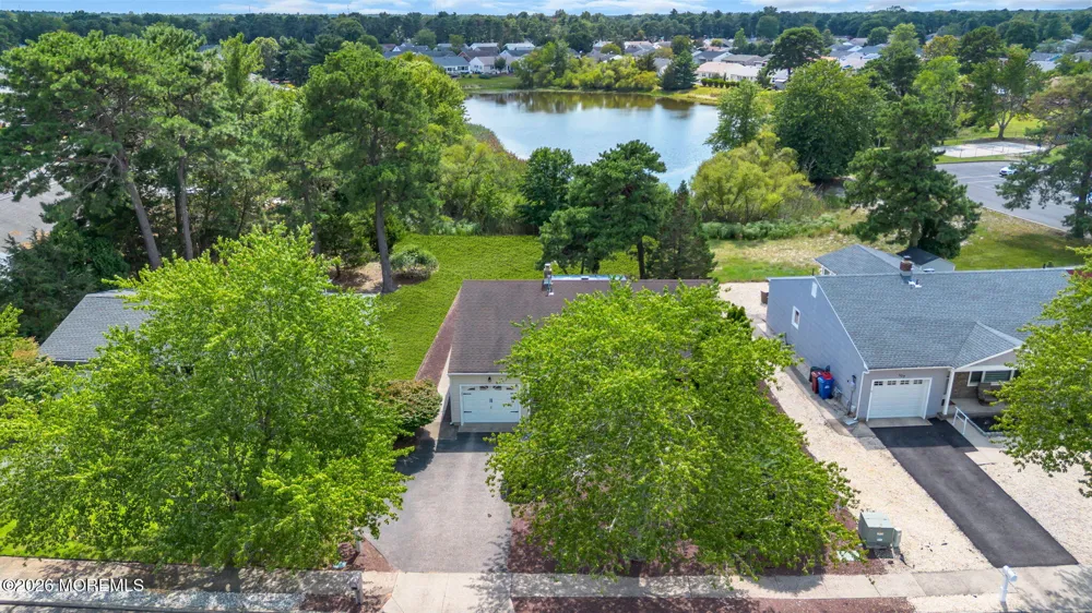 109 Westport Drive Toms River, NJ 08757