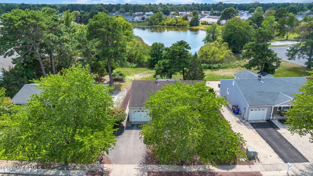 109 Westport Drive Toms River, NJ 08757