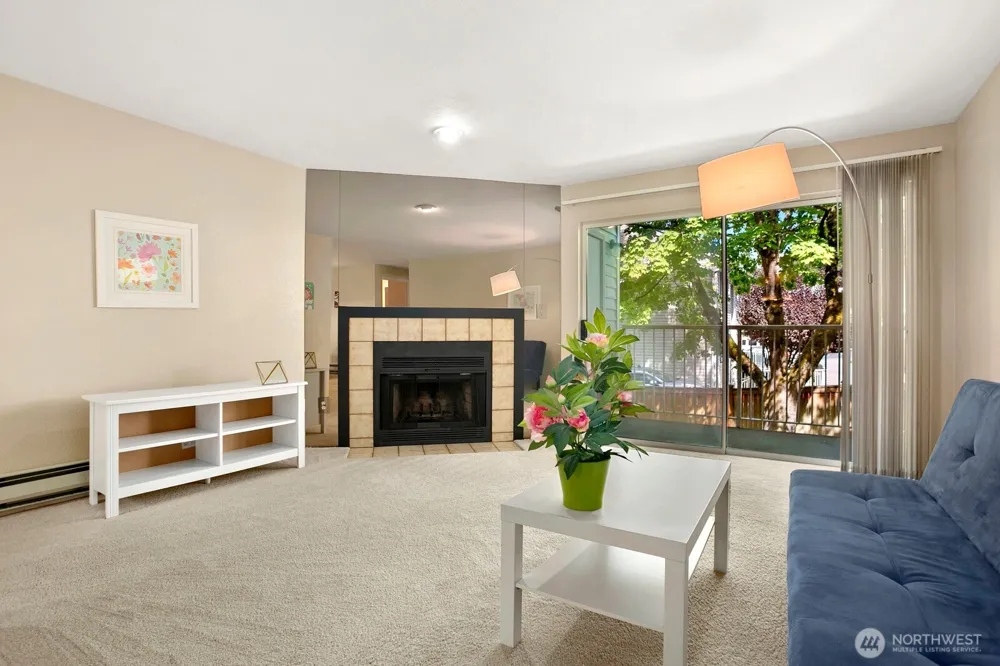 4106 Factoria Boulevard SE #213 Bellevue, WA 98006