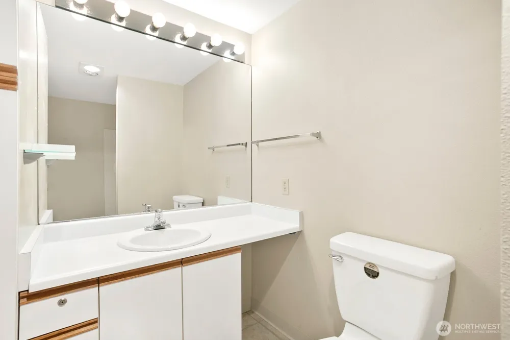 4106 Factoria Boulevard SE #213 Bellevue, WA 98006
