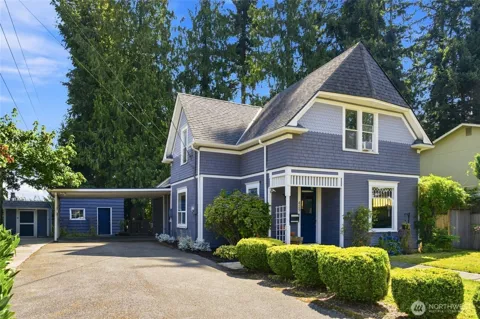 429 Cedar Avenue