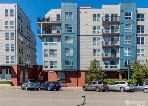 2818 Grand Ave #B502